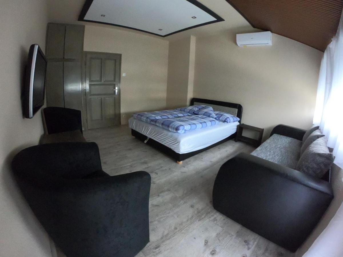 Dami Apartman Гайдусобосло Екстер'єр фото